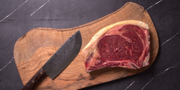¿Cómo elegir el corte de carne de vaca madurada perfecto? Guía experta